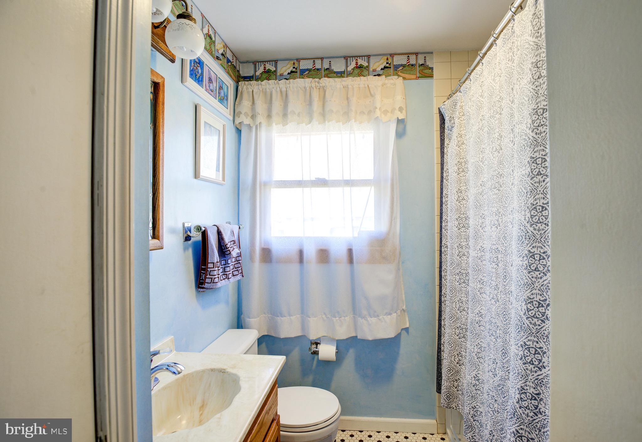 210 Suffolk Road Fairless Hills, PA 19030 - Photo 14 of 18 Gallery Image 14