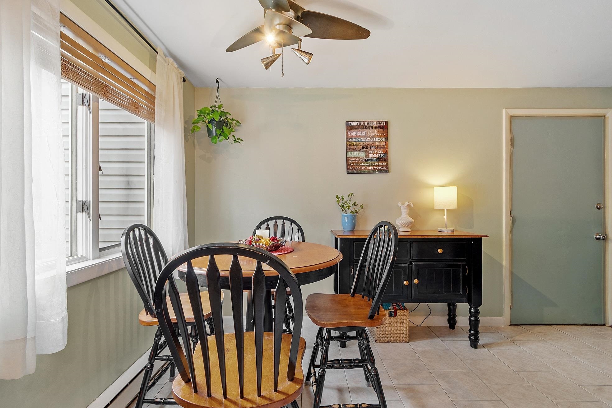 23 Old Stagecoach Road, Unit 15 Epping, NH 03042 - Photo 13 of 28