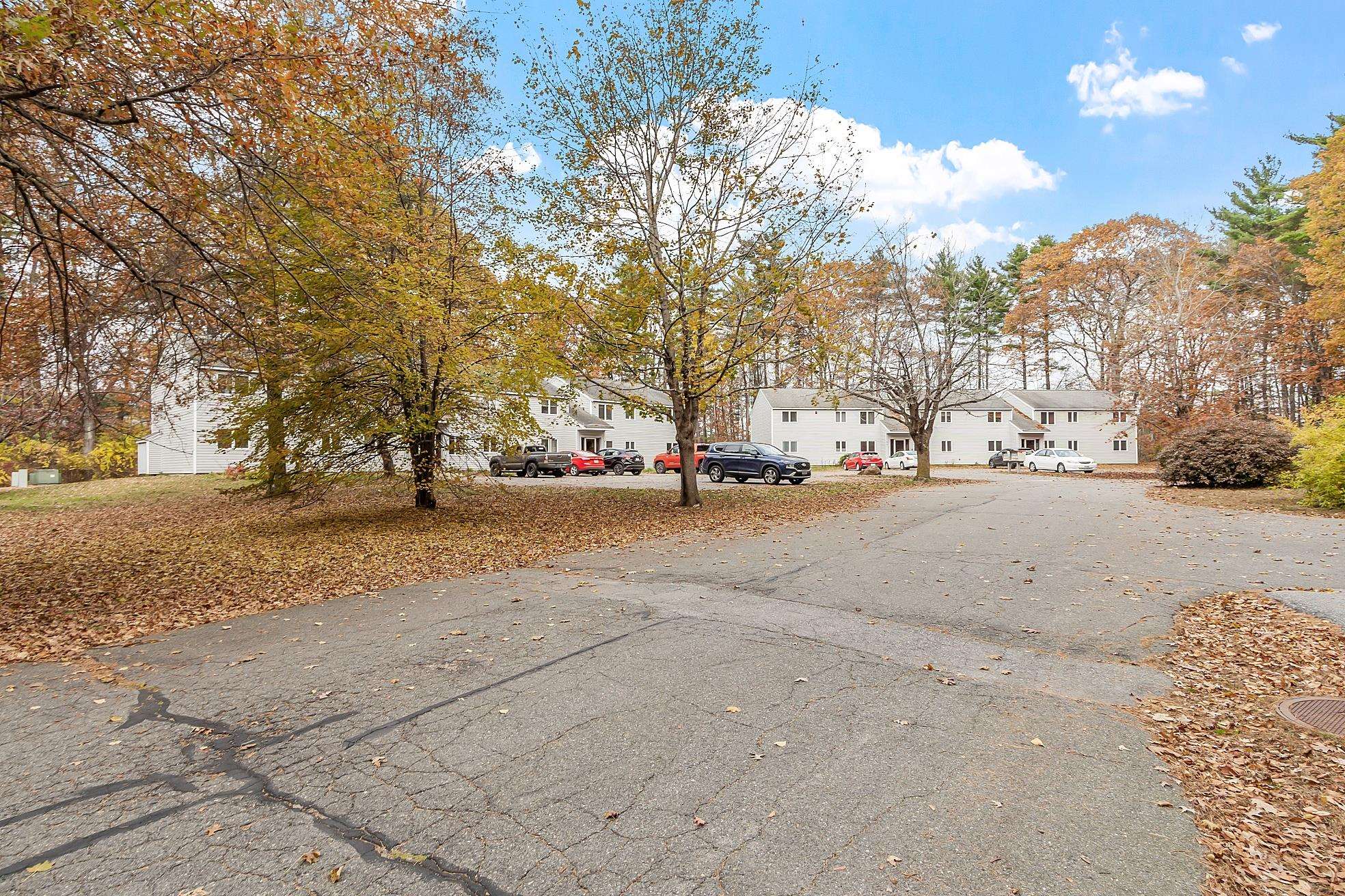 23 Old Stagecoach Road, Unit 15 Epping, NH 03042 - Photo 4 of 28