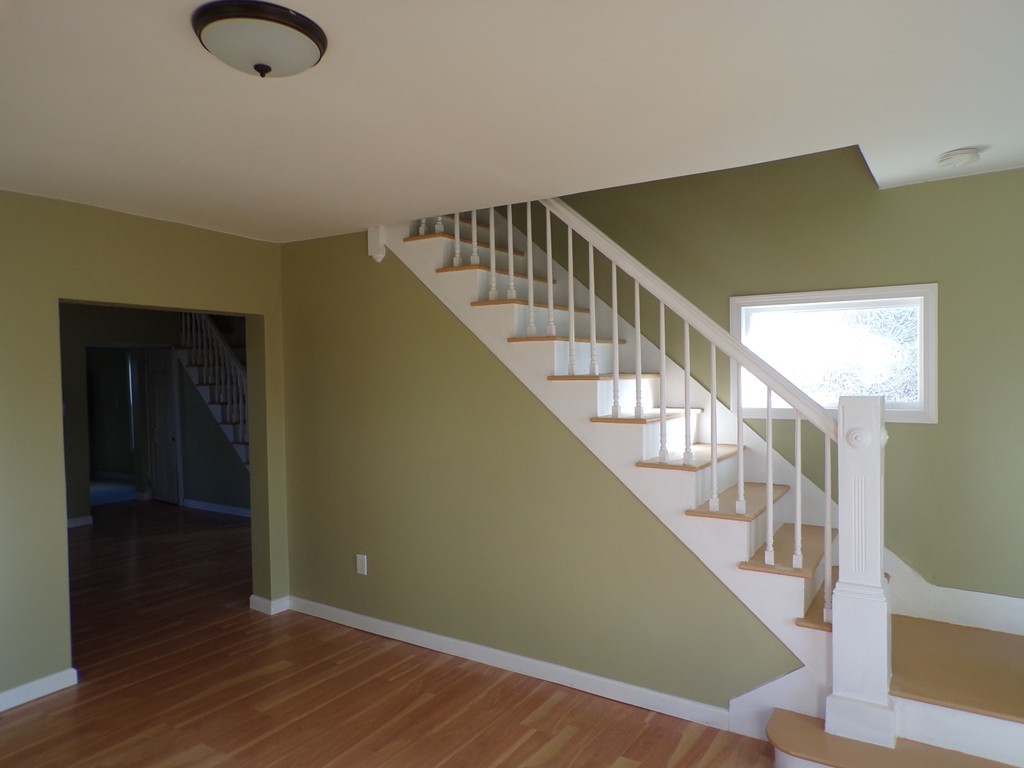 119 Fairhaven Road Worcester, MA 01606 - Photo 2 of 8 Gallery Image 2
