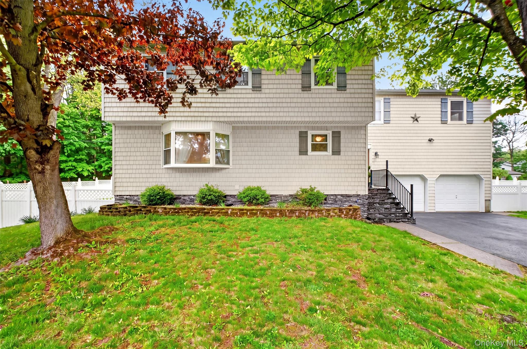 1 Merrywood Road Poughkeepsie, NY 12601 - Photo 2 of 49