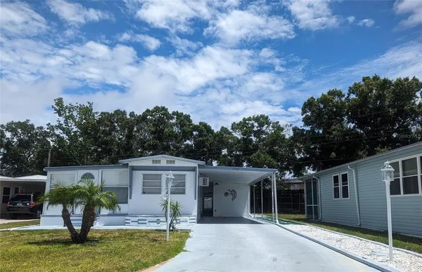 $1,950 | 1702 Olympia Fields Street, Sarasota, FL 34234