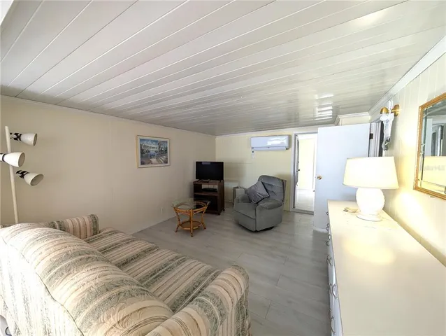 $1,950 | 1702 Olympia Fields Street, Sarasota, FL 34234