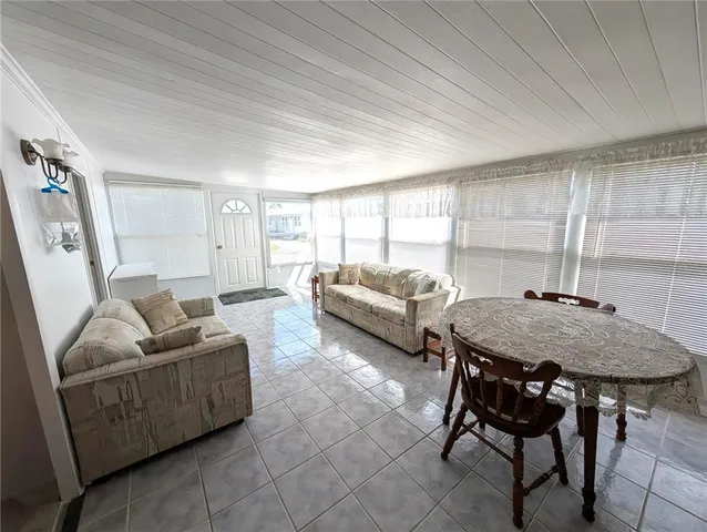 $1,950 | 1702 Olympia Fields Street, Sarasota, FL 34234