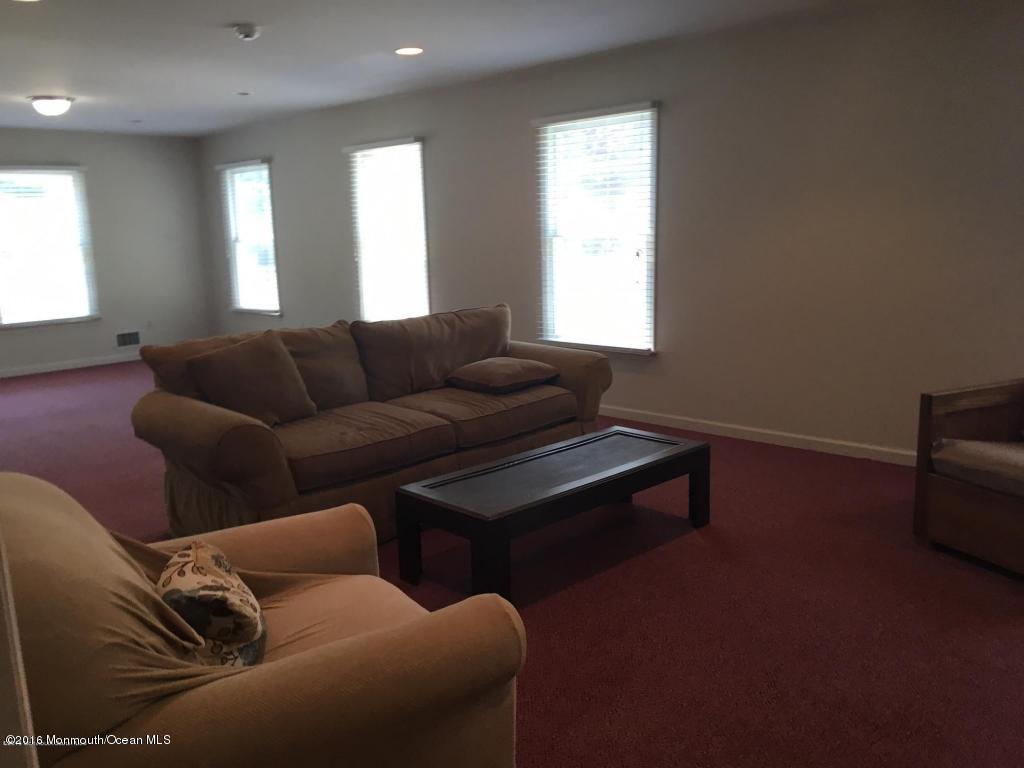 670 Hulses Corner Road Howell, NJ 07731 - Photo 6 of 14 670 Hulses #5