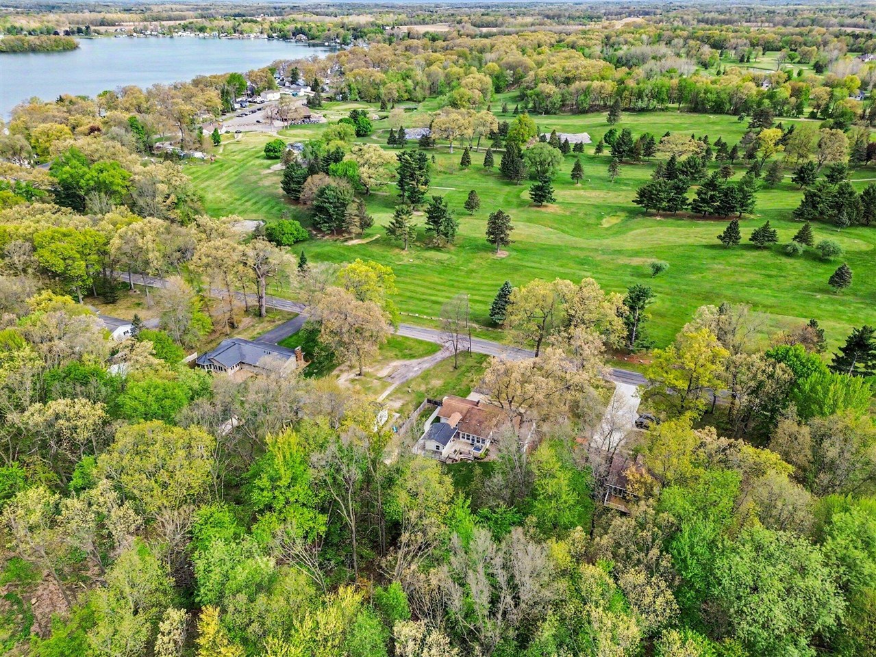 10100 Resort Road Pleasant Lake, MI 49272 - Photo 27 of 32