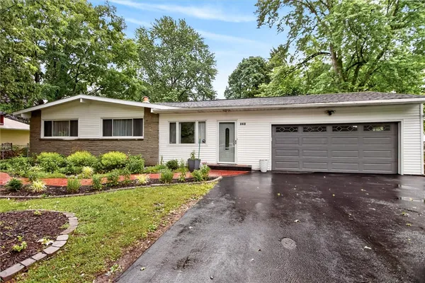 $279,900 | 624 Pinnacle Road, Henrietta, NY 14534