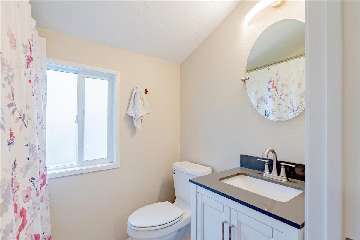 306 South Flora Road Greenacres, WA 99016 - Photo 16 of 29