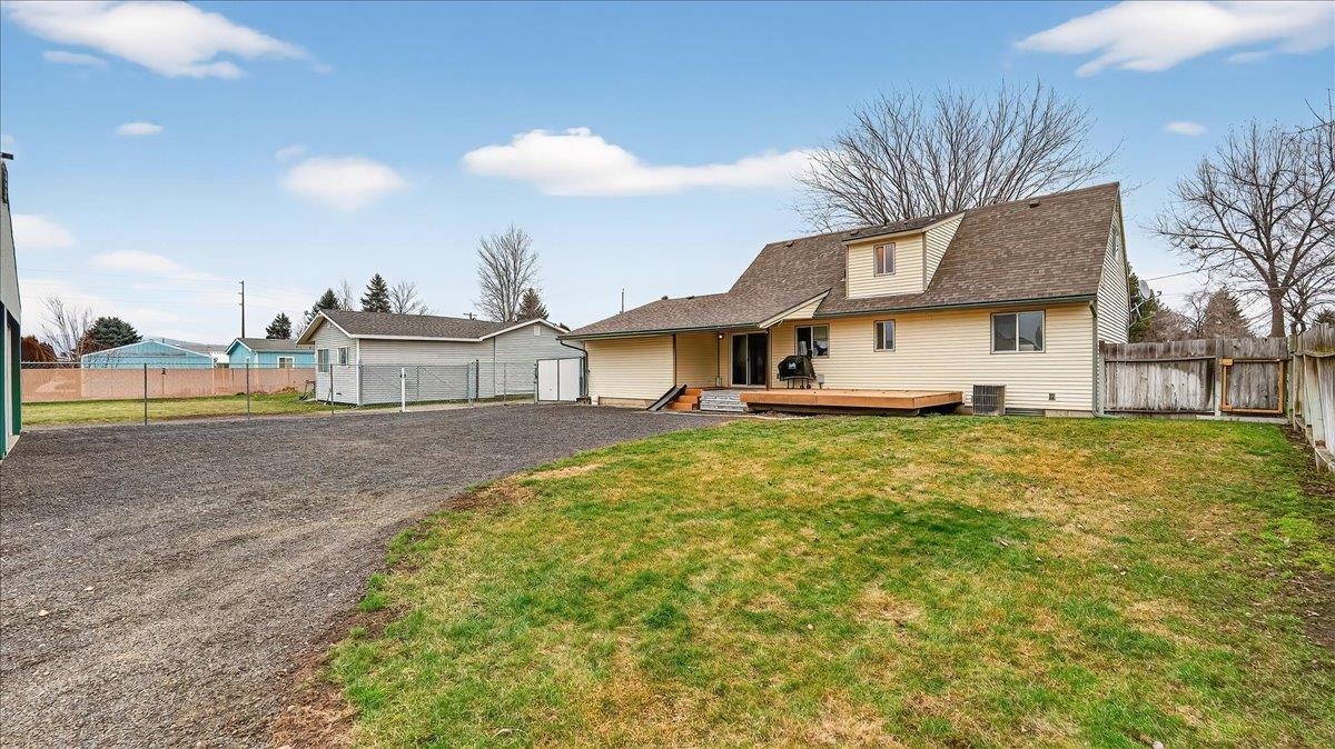 306 South Flora Road Greenacres, WA 99016 - Photo 27 of 29