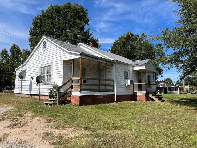 $94,500 | 1000 Pine Cir Drive, High Point, NC 27265