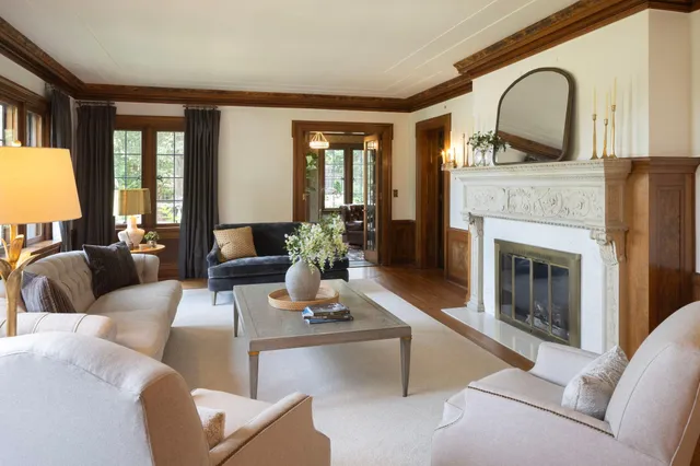 $2,995,000 | 2740 West Lake Of The Isles Parkway, Minneapolis, MN 55416