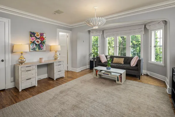 $2,995,000 | 2740 West Lake Of The Isles Parkway, Minneapolis, MN 55416