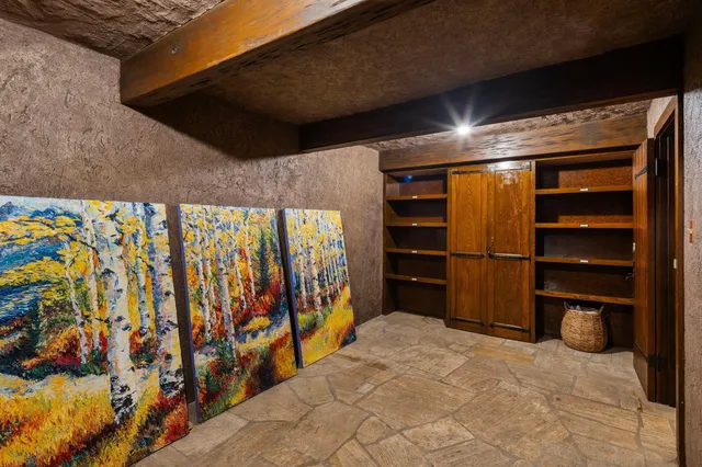 $2,995,000 | 2740 West Lake Of The Isles Parkway, Minneapolis, MN 55416