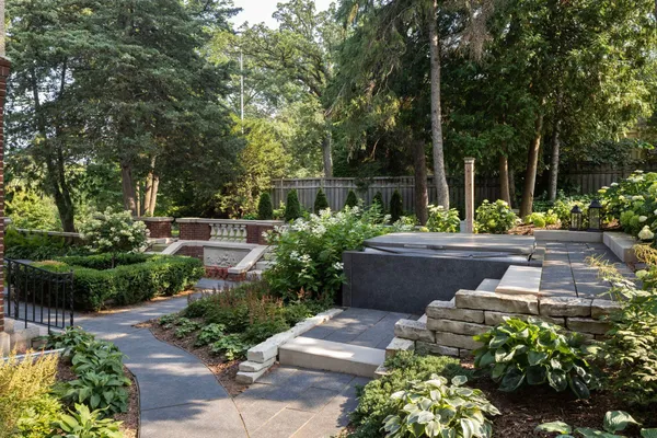 $2,995,000 | 2740 West Lake Of The Isles Parkway, Minneapolis, MN 55416