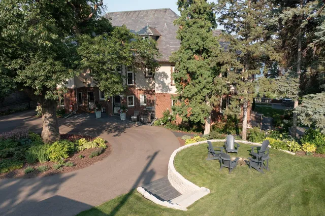 $2,995,000 | 2740 West Lake Of The Isles Parkway, Minneapolis, MN 55416