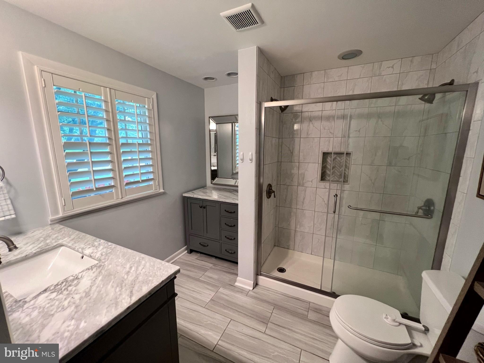 1817 Landrake Road Towson, MD 21204 - Photo 13 of 20 Primary bath