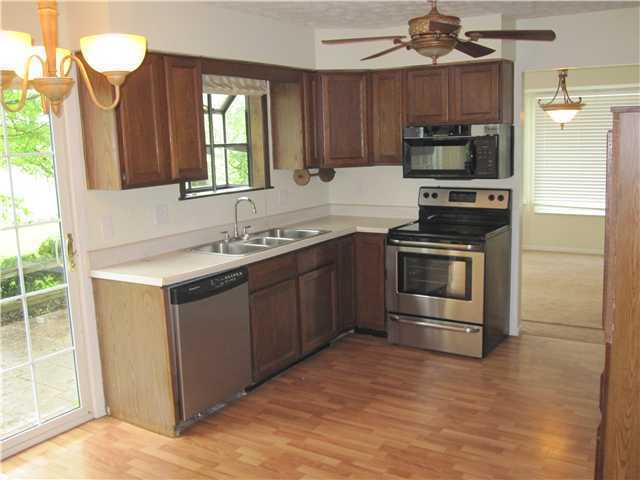 7071 Beecher Road Southwest Pataskala, OH 43062 - Photo 3 of 5
