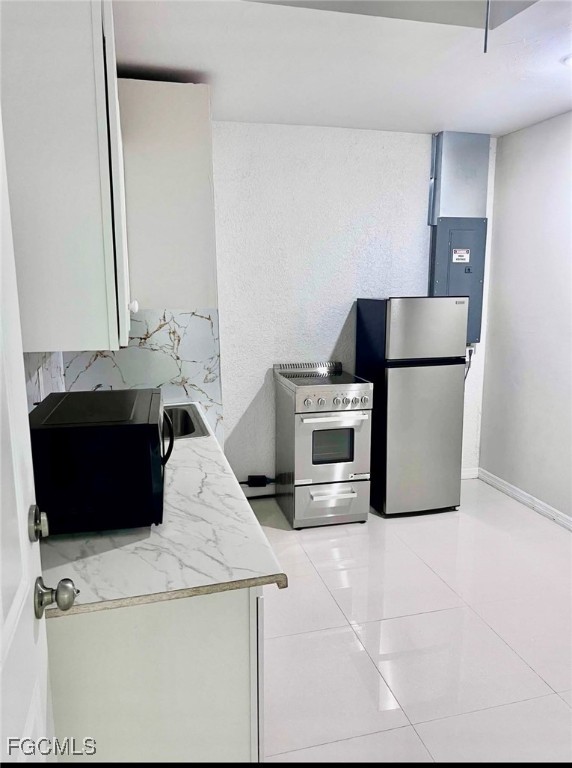 2209-2211 Park Road Lehigh Acres, FL 33971 - Photo 3 of 7