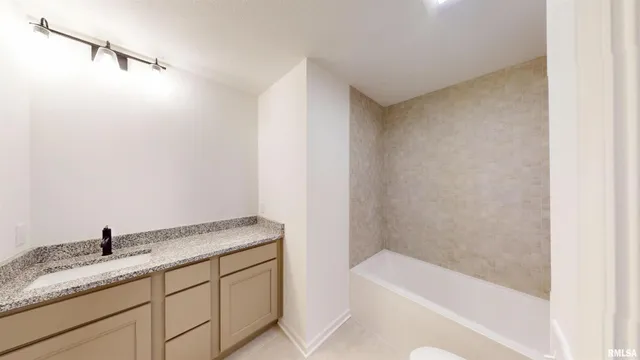 $320,415 | 5882 Butterfield Court, Bettendorf, IA 52722