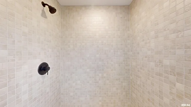 $320,415 | 5882 Butterfield Court, Bettendorf, IA 52722