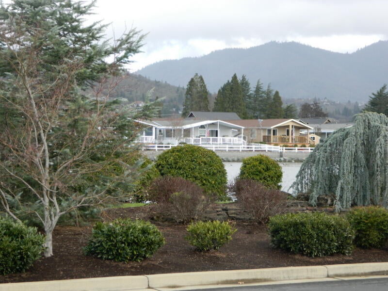 2373 Webster Road Grants Pass, OR 97526 - Photo 40 of 47 View of park