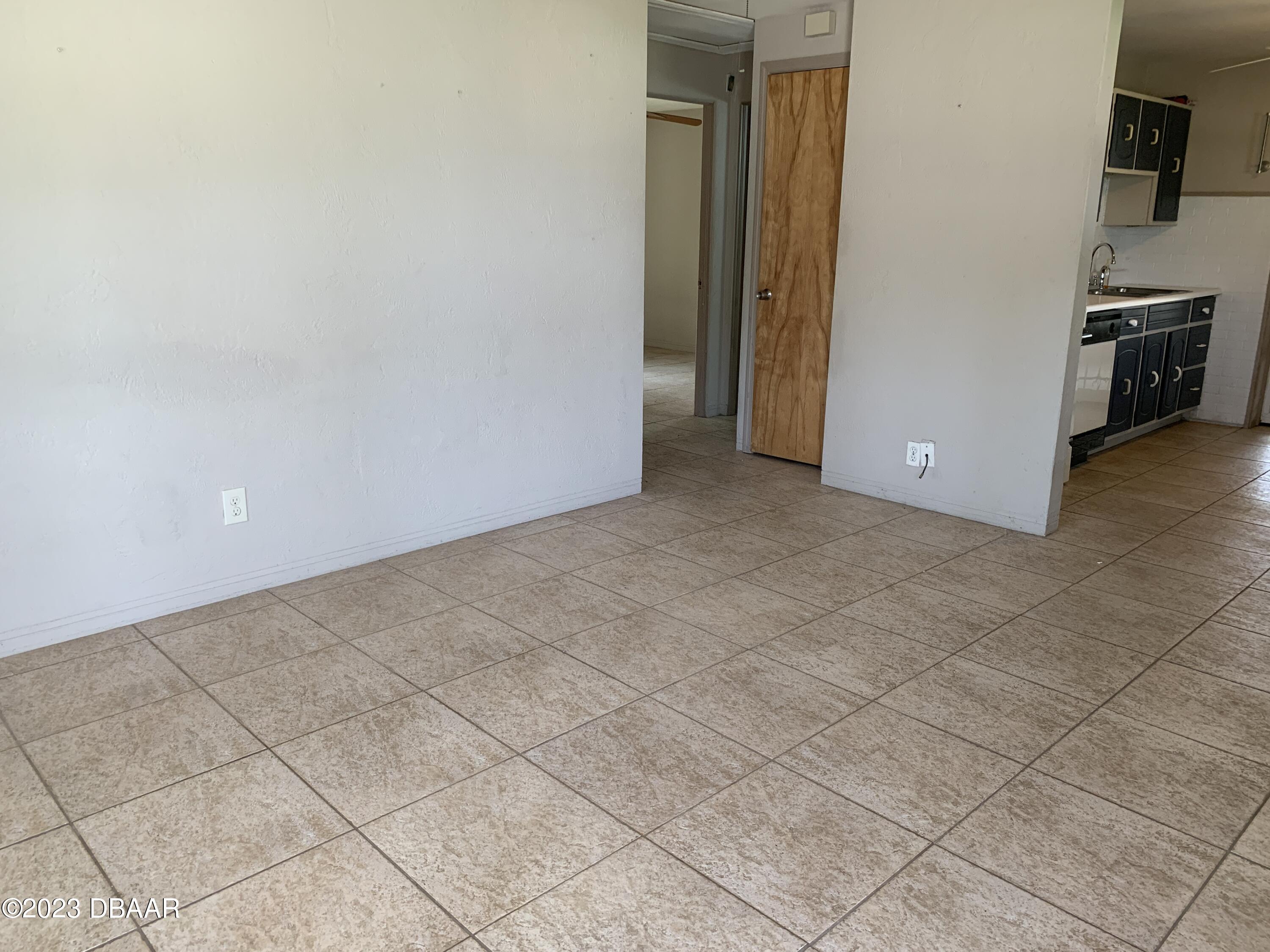 53 Rivershore Drive Ormond Beach, FL 32176 - Photo 3 of 17 IMG_8728