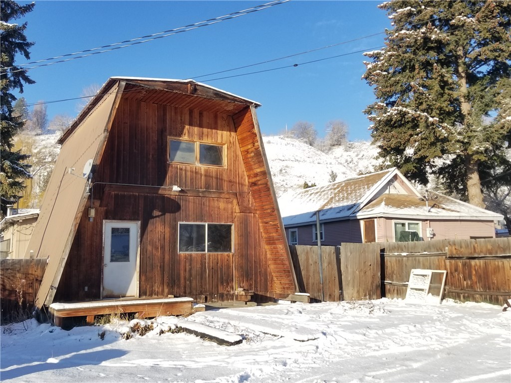 28 Fir Street North Omak, WA 98841 - Photo 3 of 21