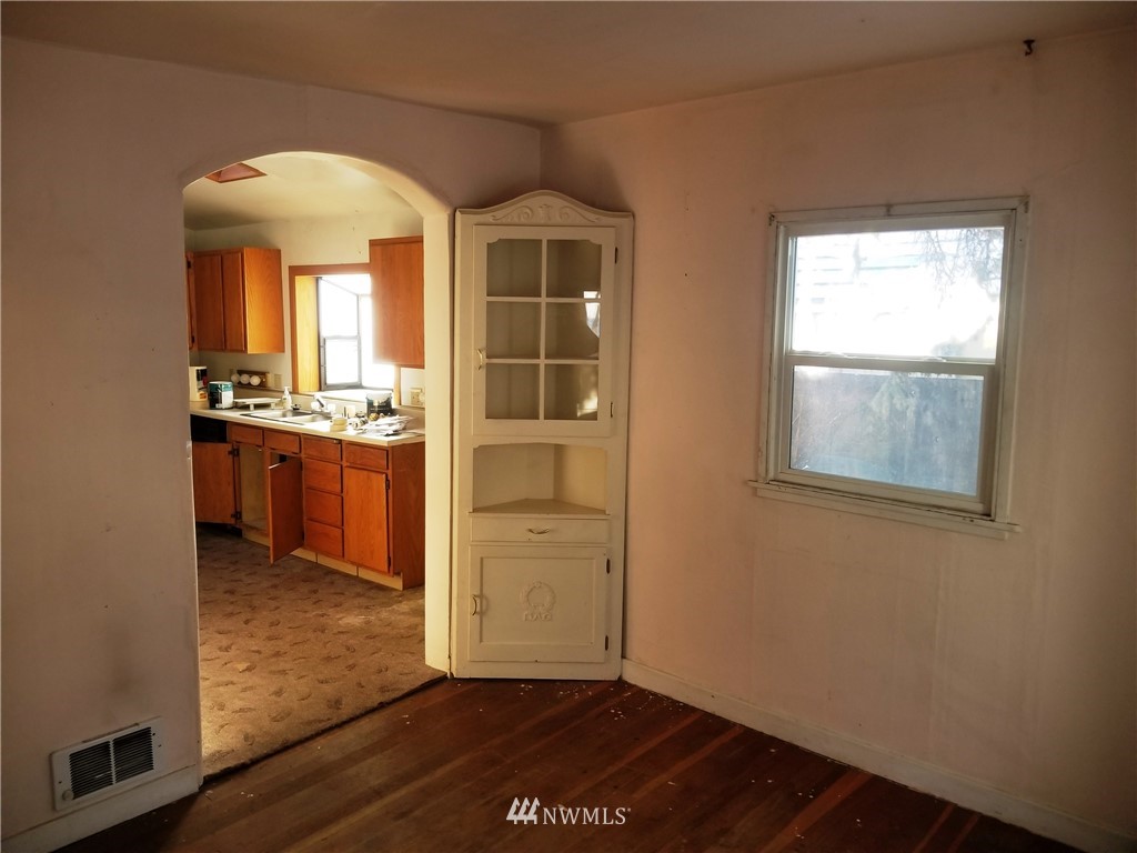 28 Fir Street North Omak, WA 98841 - Photo 4 of 21