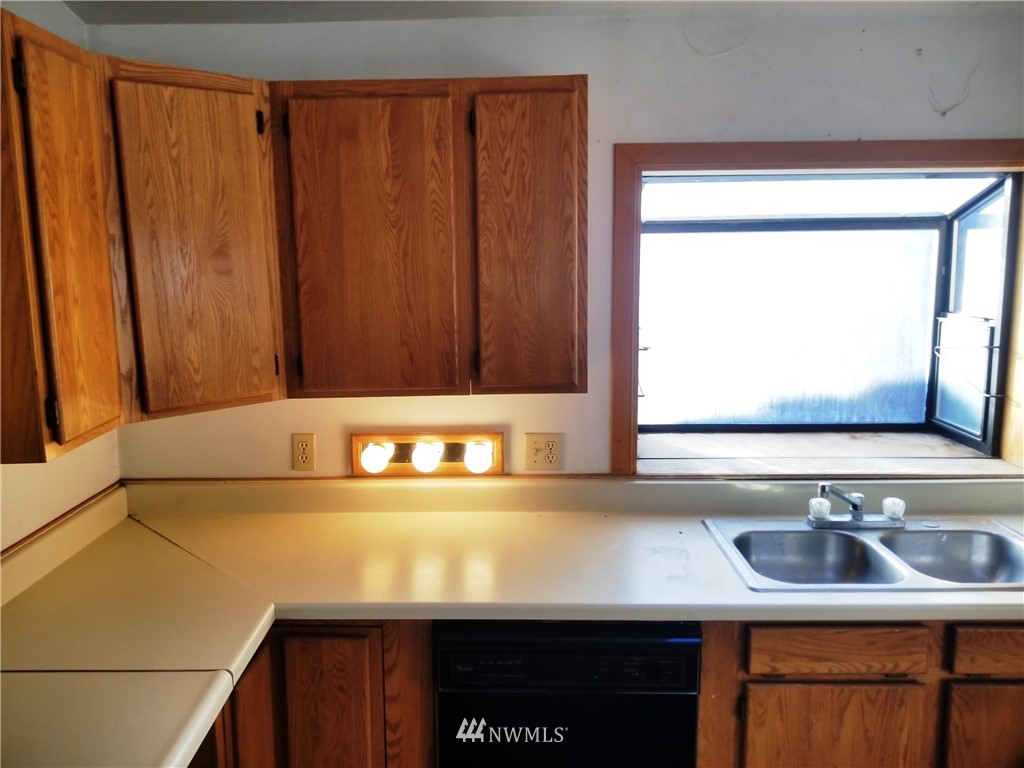 28 Fir Street North Omak, WA 98841 - Photo 6 of 21