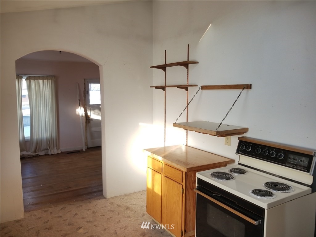 28 Fir Street North Omak, WA 98841 - Photo 7 of 21