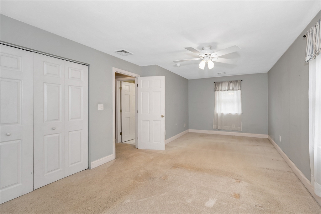 16 Juniper Way Merrimack, NH 03054 - Photo 20 of 37 Gallery Image 20