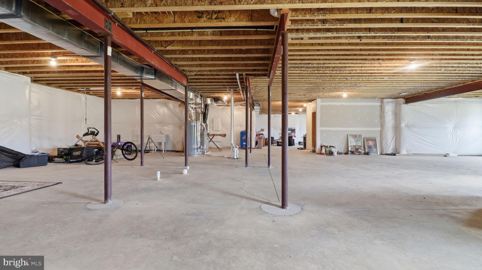11502 Aden Road Nokesville, VA 20181 - Photo 100 of 106 a view of a room with gym equipment