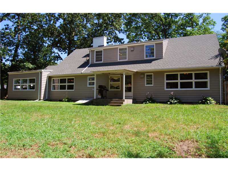22 Haliburton Road East Providence, RI 02916 - Photo 23 of 25 Exterior Back.