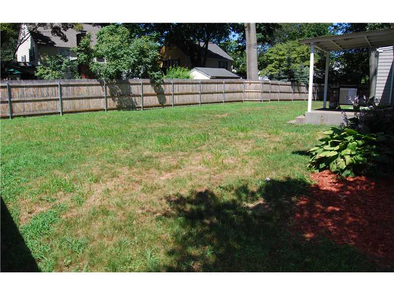 22 Haliburton Road East Providence, RI 02916 - Photo 25 of 25 Yard/Garden.