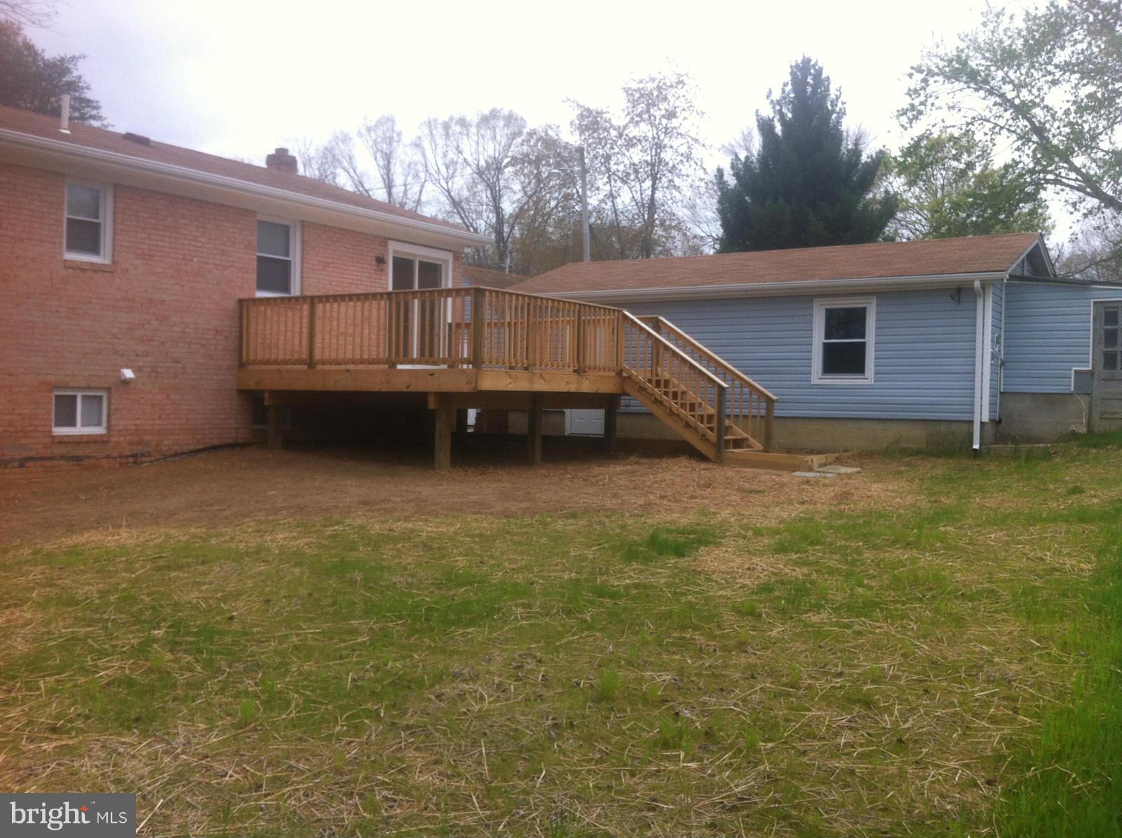 211 Manning Road East Accokeek, MD 20607 - Photo 23 of 30 Exterior (Rear)