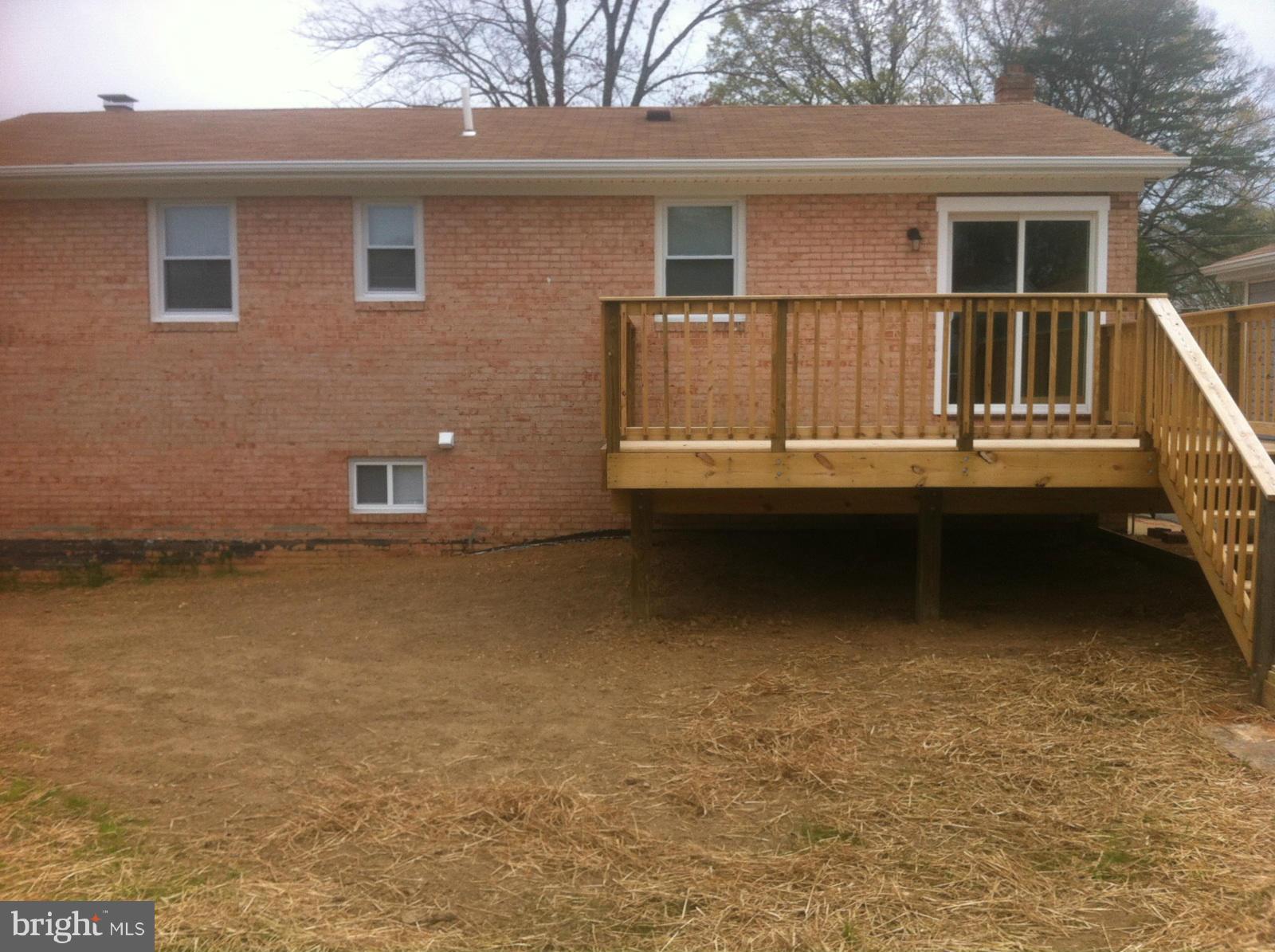 211 Manning Road East Accokeek, MD 20607 - Photo 24 of 30 Exterior (Rear) / Deck