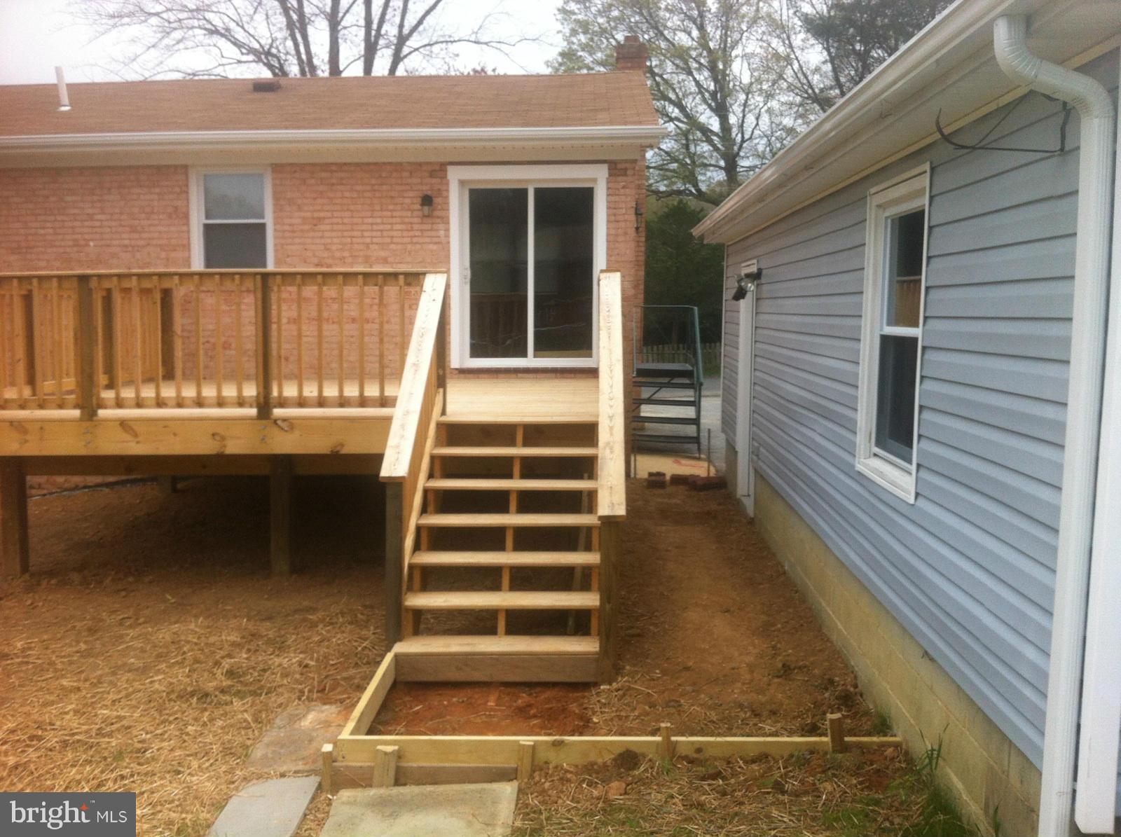 211 Manning Road East Accokeek, MD 20607 - Photo 25 of 30 Exterior (Rear) / Deck