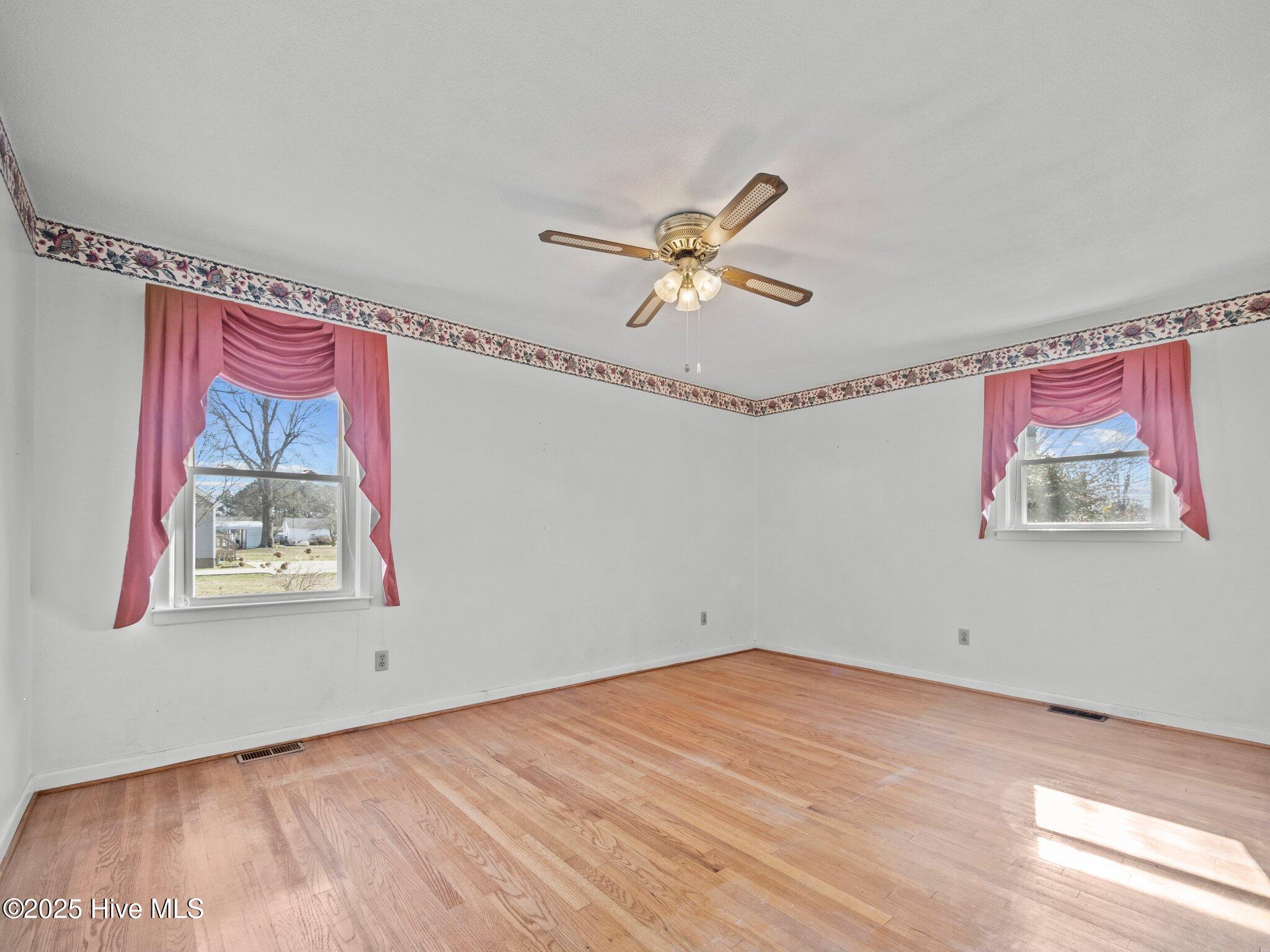 326 Ludie Brown Road Chinquapin, NC 28521 - Photo 21 of 60 37-web-or-mls-P2070336