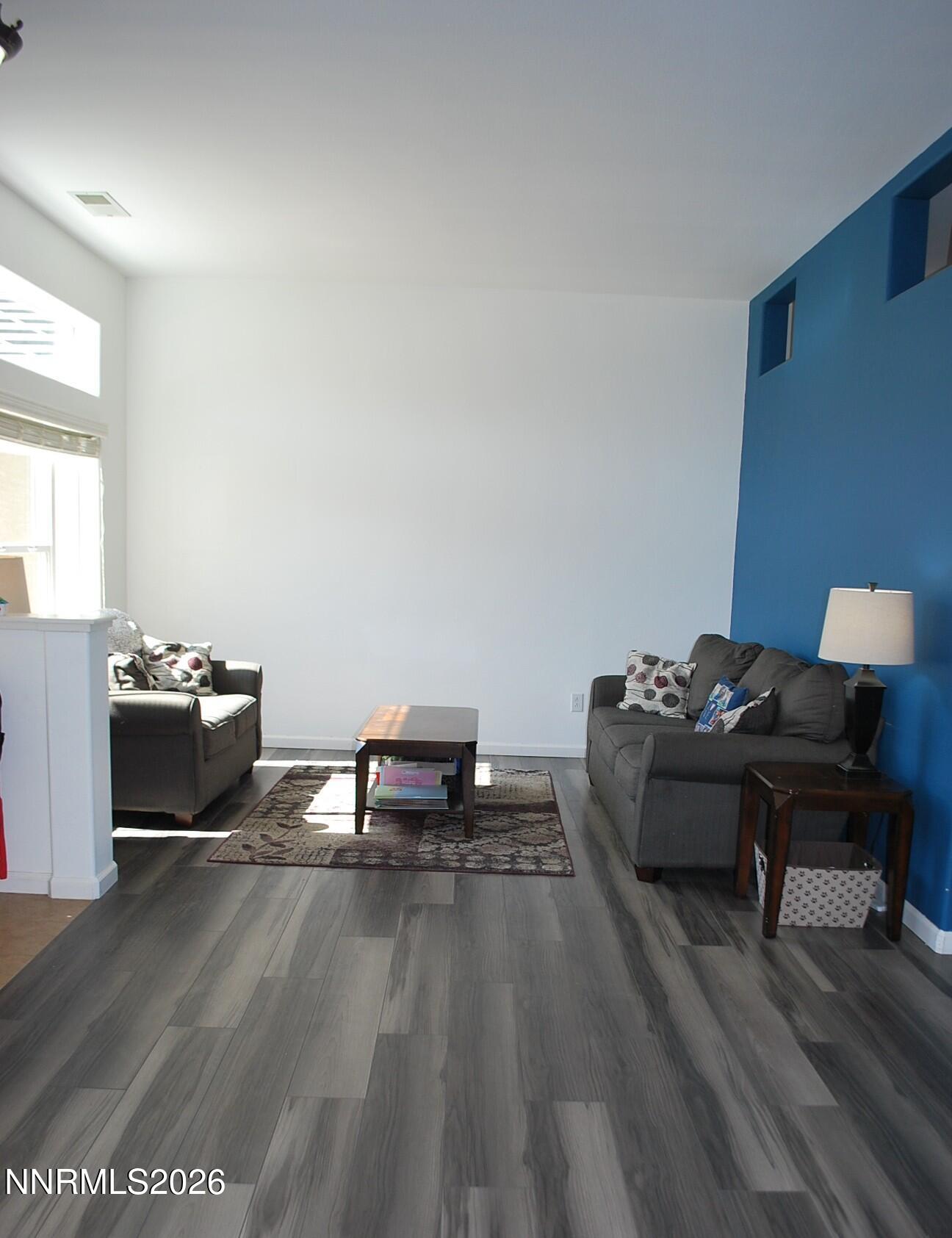 17840 Cedar Mountain Drive Reno, NV 89508 - Photo 6 of 60 Living Room