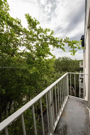 $335,000 | 1720 Northwest N River Drive, Unit 607, Miami, FL 33125