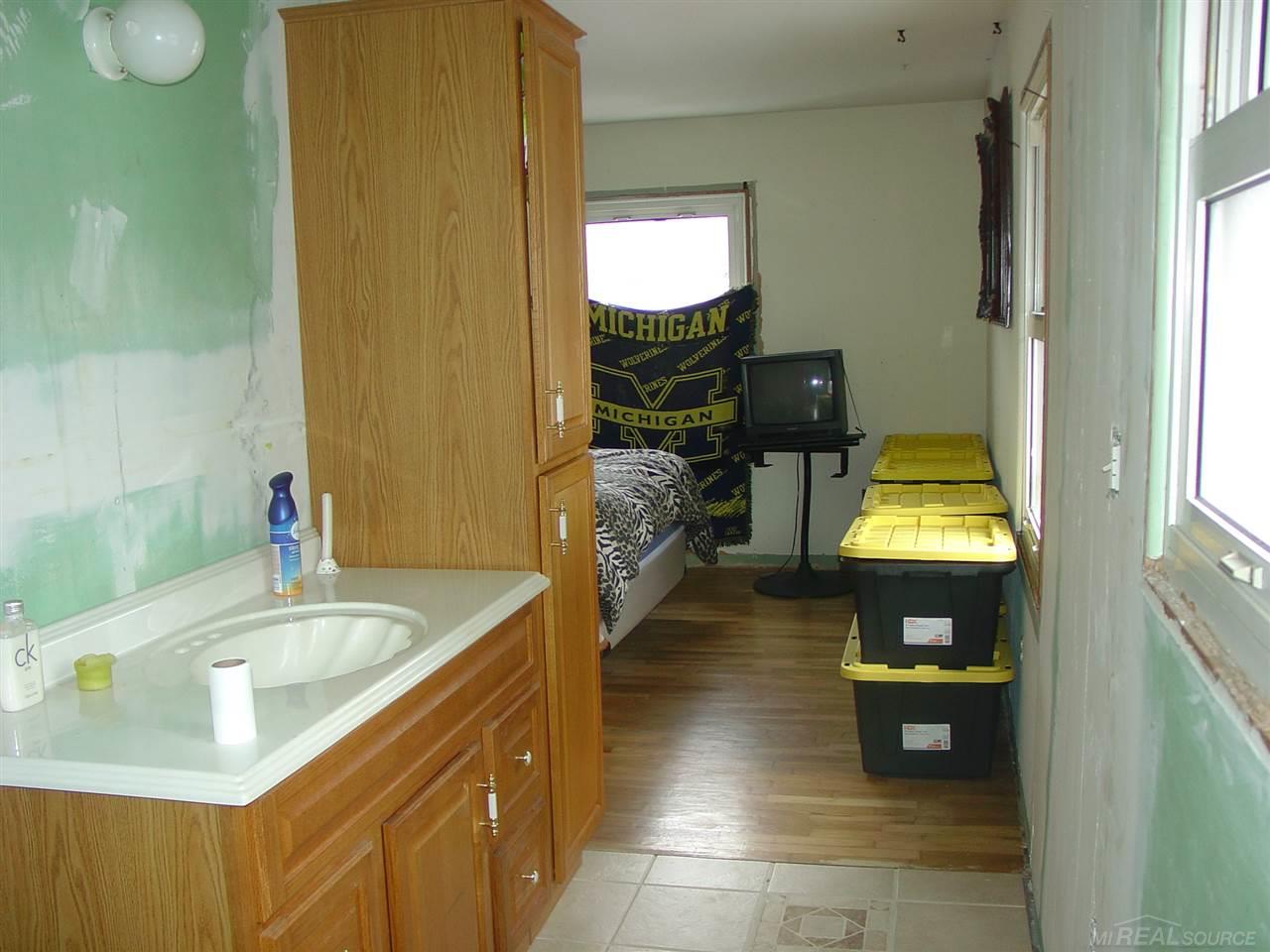 5967 Dryden Road Dryden, MI 48428 - Photo 12 of 40 Gallery Image 12