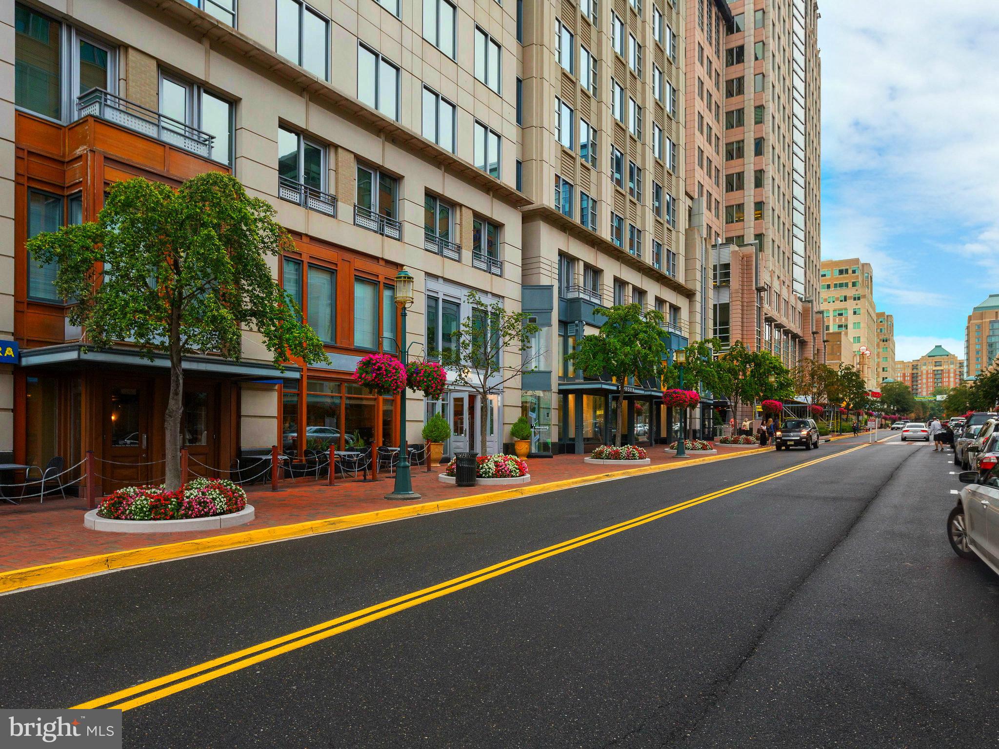 12034 Edgemere Circle Reston, VA 20190 - Photo 41 of 49 Just a couple blocks to Reston Town Center