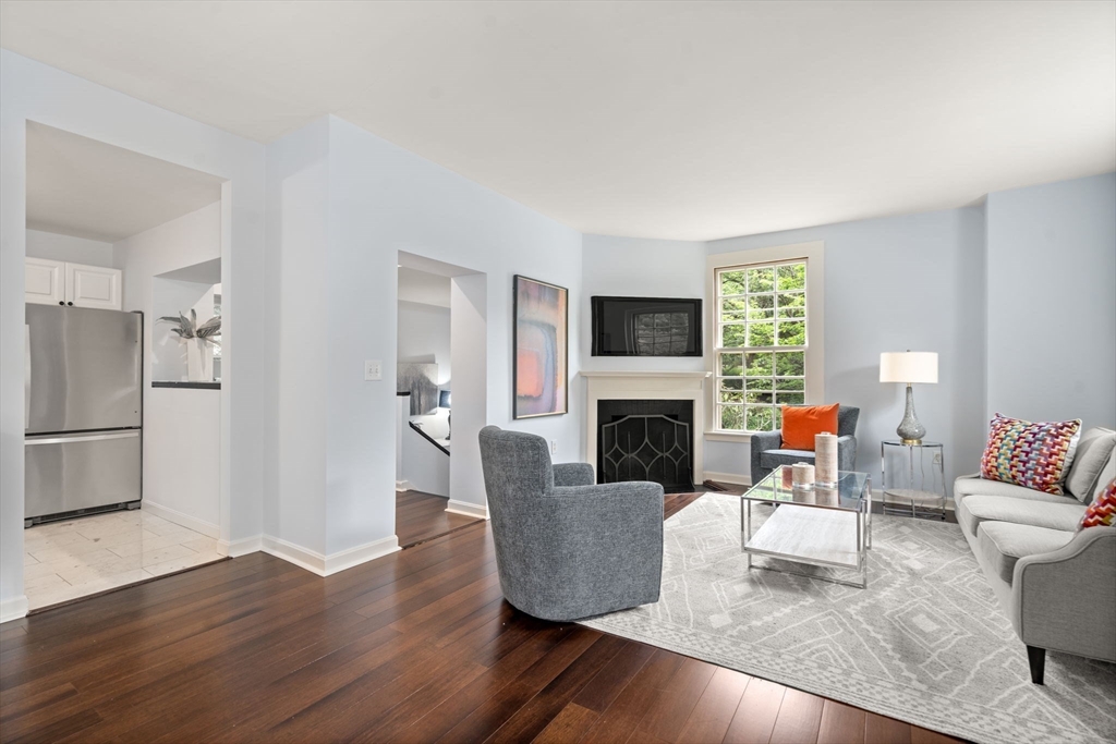 65 Glen Road, Unit H6 Brookline, MA 02445 - Photo 4 of 22 Gallery Image 4