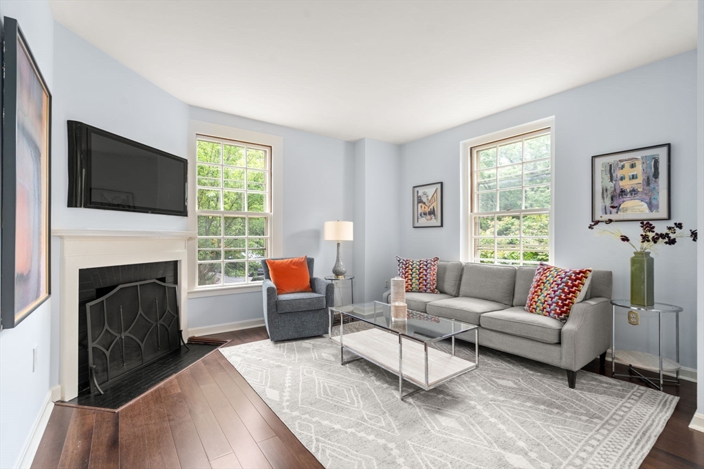 65 Glen Road, Unit H6 Brookline, MA 02445 - Photo 5 of 22 Gallery Image 5