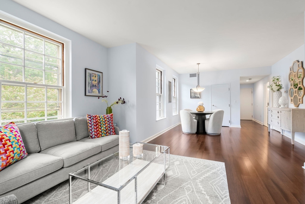 65 Glen Road, Unit H6 Brookline, MA 02445 - Photo 8 of 22 Gallery Image 8