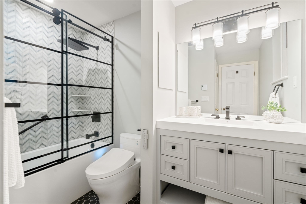65 Glen Road, Unit H6 Brookline, MA 02445 - Photo 10 of 22 Gallery Image 10