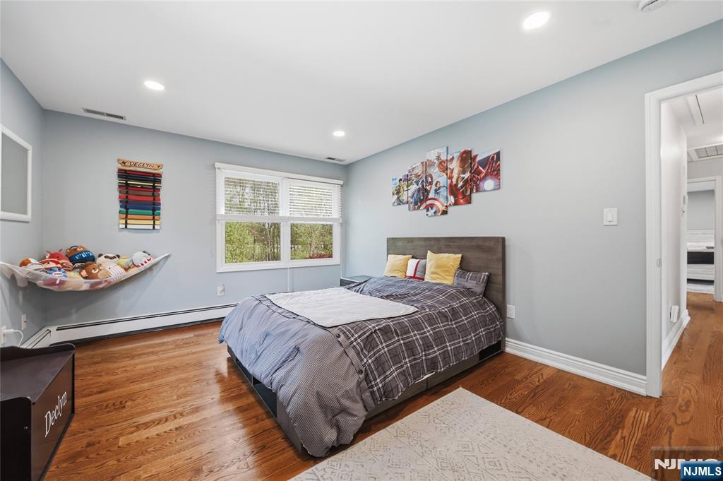 19 Blueberry Court Mahwah, NJ 07430 - Photo 22 of 50
