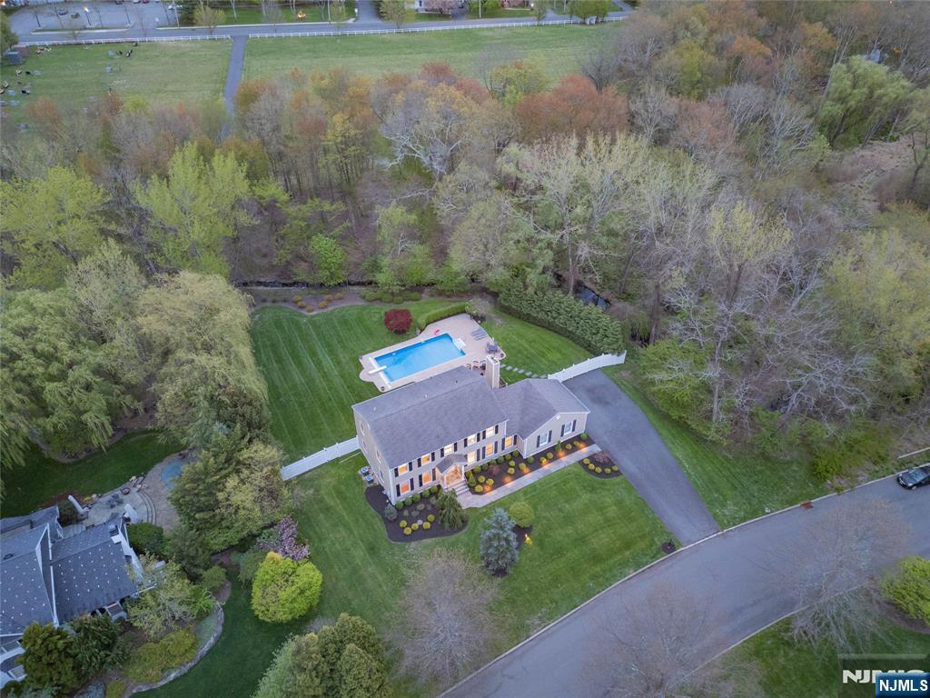 19 Blueberry Court Mahwah, NJ 07430 - Photo 47 of 50