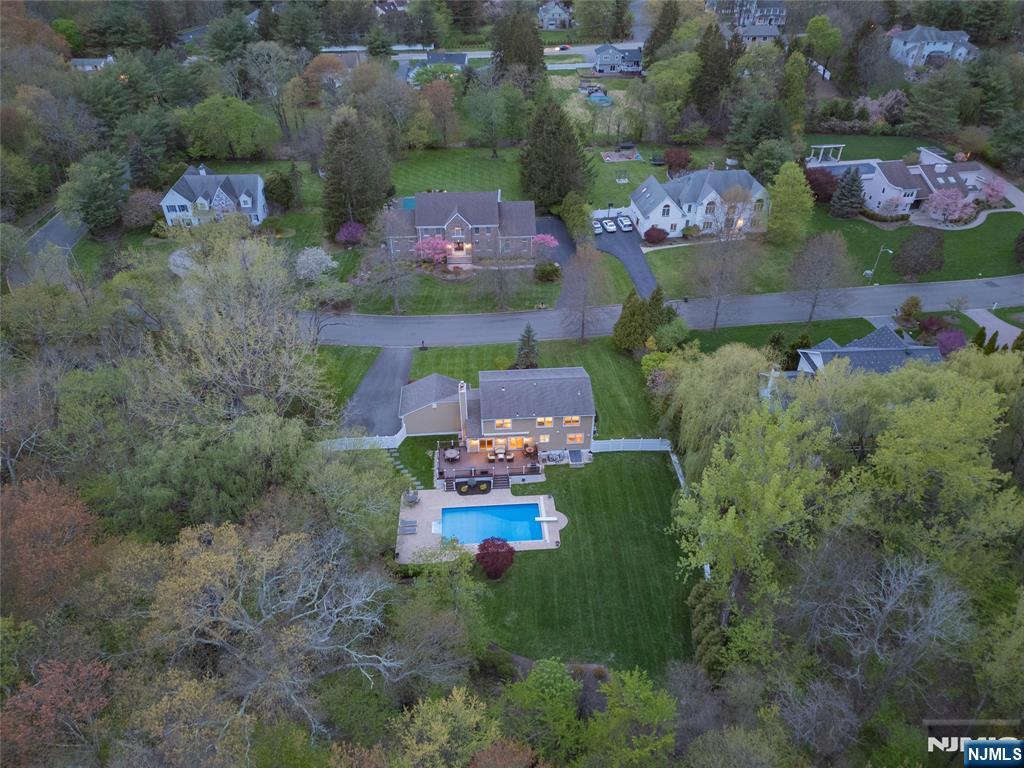 19 Blueberry Court Mahwah, NJ 07430 - Photo 48 of 50