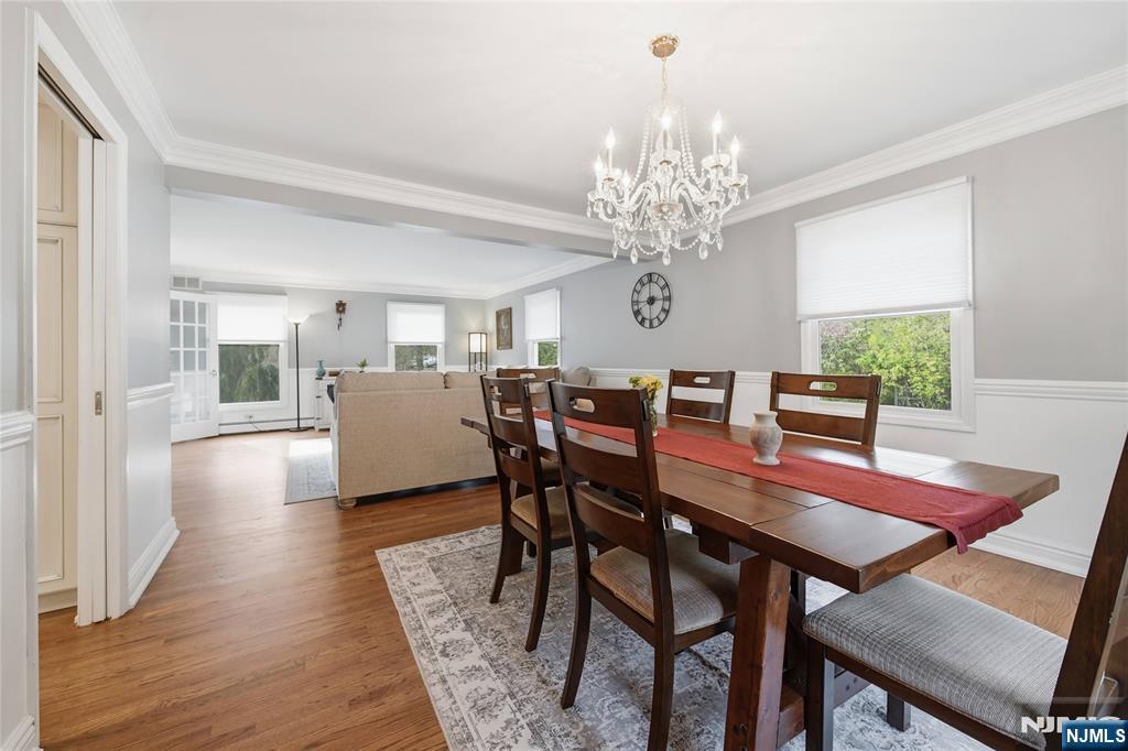 19 Blueberry Court Mahwah, NJ 07430 - Photo 9 of 50